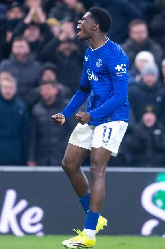 Read more about the article Everton Ditahan Leeds 1-1, Duel Sengit Berakhir Berbagi Poin