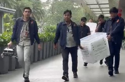 Read more about the article Polisi Geledah Kantor Sekuritas dalam Kasus Manipulasi Pasar Modal